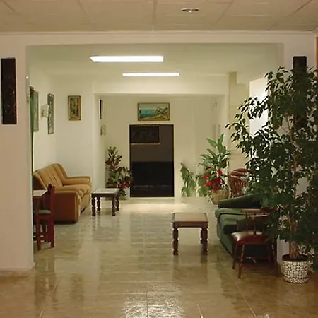 Otel Bari 2*